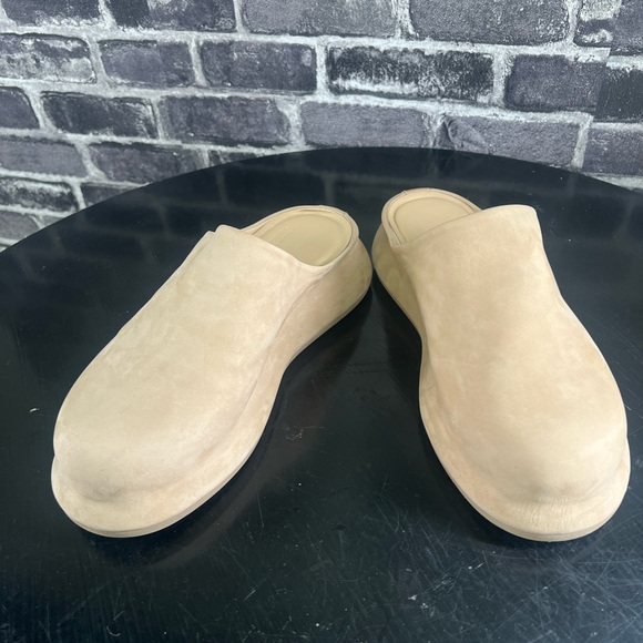 Jacquemus Bricciola suede mules - size 6 - Picture 6 of 12